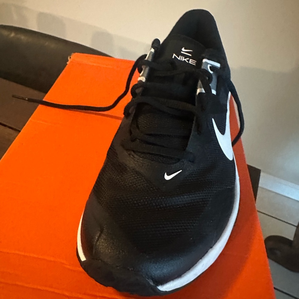 Nike Varsity Compete Trainers